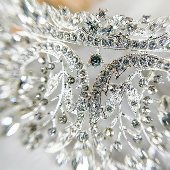 Silver Sparkling Tiara, Crystal Tiara, Wedding Tiara Crown, Princess Party Tiara - Picture 5 of 5